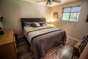 Property listing for 105 Glenhollow Dr., Stoney Creek, ON