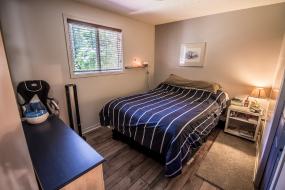 Property listing for 105 Glenhollow Dr., Stoney Creek, ON