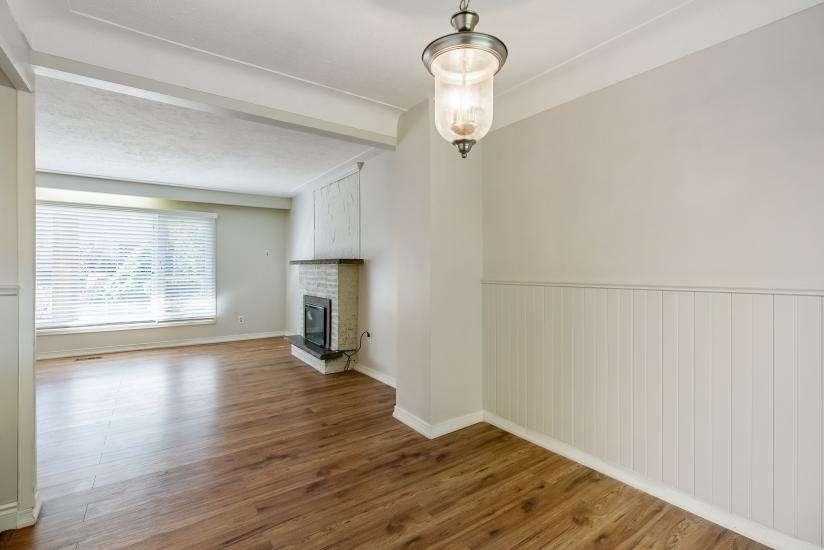 Property listing for 23 Lorne Ave., Ancaster, ON
