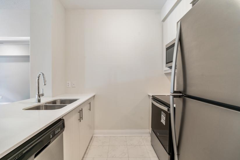 Property listing for #149-16 Concord Pl., Grimsby, ON
