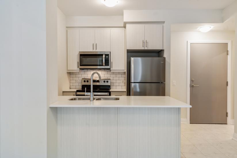 Property listing for #149-16 Concord Pl., Grimsby, ON