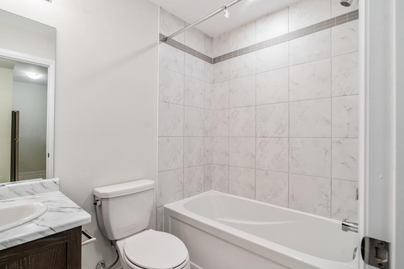 Property listing for #149-16 Concord Pl., Grimsby, ON