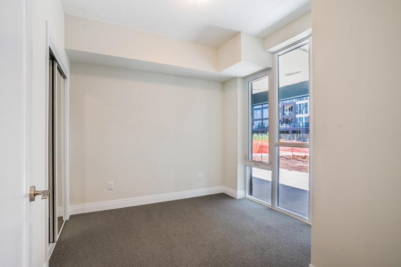 Property listing for #149-16 Concord Pl., Grimsby, ON