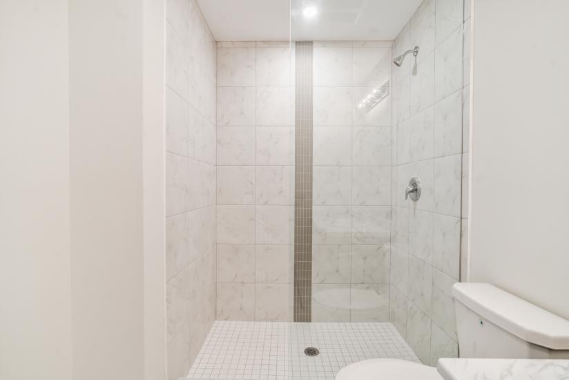 Property listing for #149-16 Concord Pl., Grimsby, ON