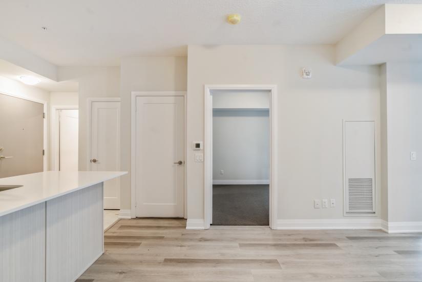 Property listing for #149-16 Concord Pl., Grimsby, ON