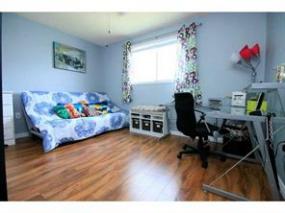 Property listing for 6 Spy Crt., Stoney Creek, ON