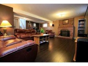 Property listing for 6 Spy Crt., Stoney Creek, ON