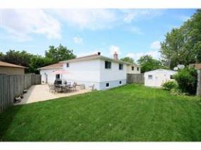 Property listing for 6 Spy Crt., Stoney Creek, ON