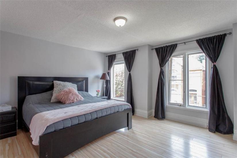 Property listing for #2-93 Grant Ave., Hamilton, ON