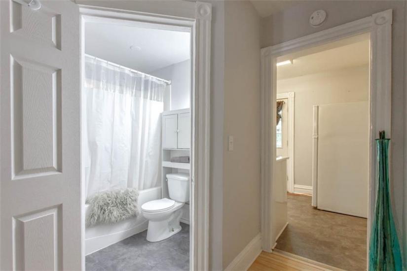 Property listing for #2-93 Grant Ave., Hamilton, ON