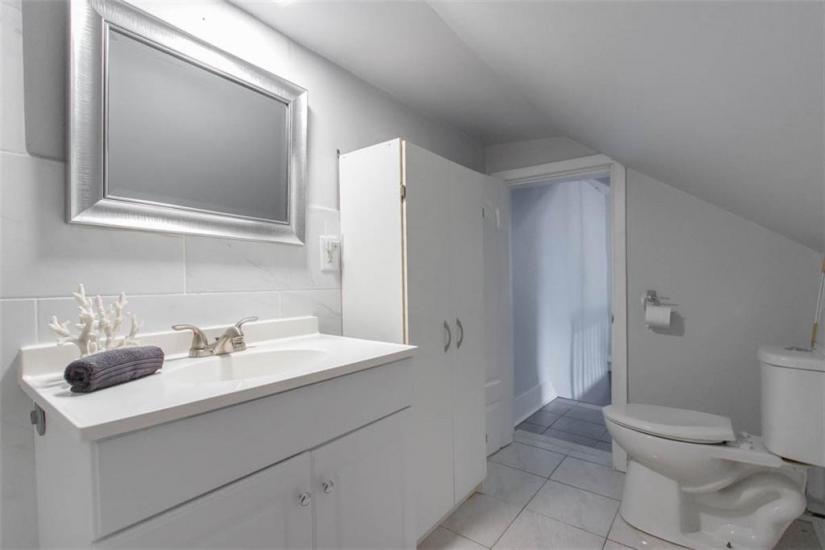 Property listing for #2-93 Grant Ave., Hamilton, ON