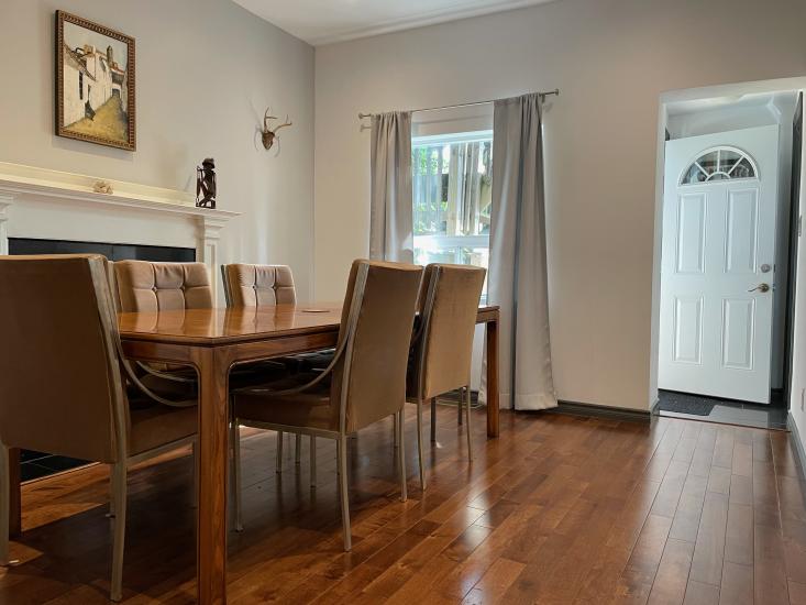 Property listing for 9 Blythe St., Hamilton, ON