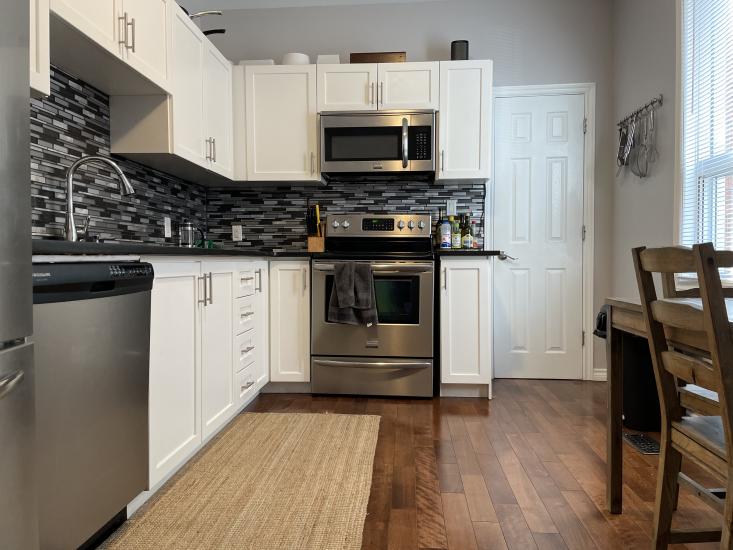 Property listing for 9 Blythe St., Hamilton, ON