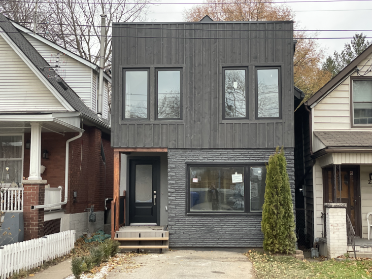 Property listing for 24 Norway Ave, Hamilton, ON