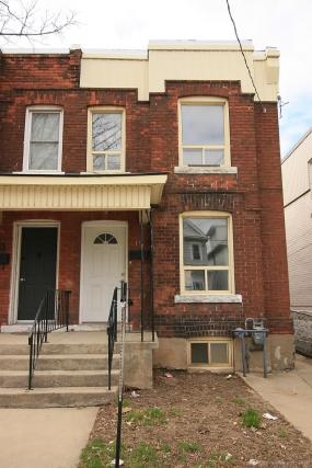 Property listing for 15 Madison Avenue, Hamilton, ON