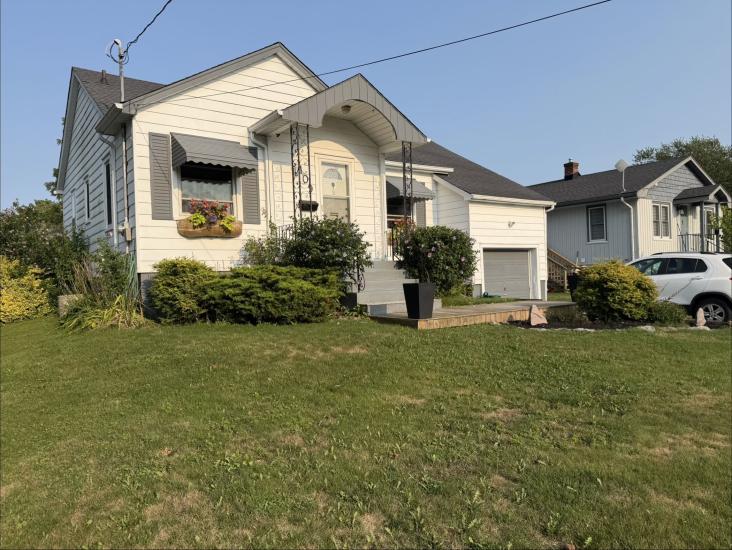 Property listing for 109 Linwood Ave., Port Colborne, ON