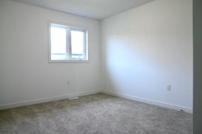 Property listing for 119 Dennis Dr., Smithville, ON