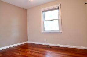 Property listing for 20 Brookside Ave., Ancaster, ON