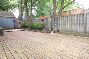 Property listing for 20 Brookside Ave., Ancaster, ON