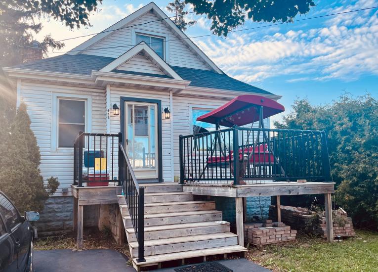 Property listing for 448 Upper Gage Ave., Hamilton, ON