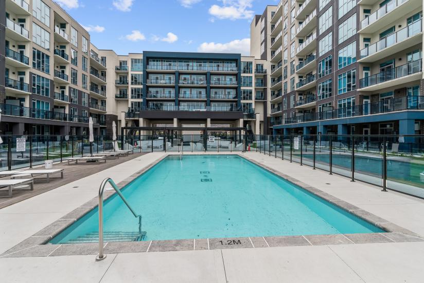 Property listing for #149-16 Concord Place, Grimsby, ON