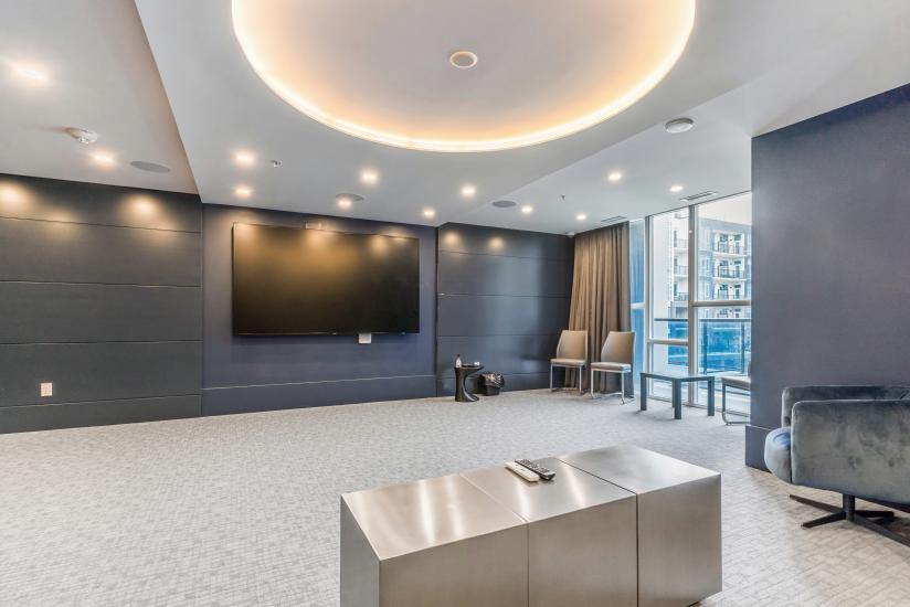 Property listing for #149-16 Concord Place, Grimsby, ON