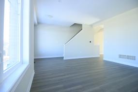 Property listing for #17-288 Glover Rd., Stoney Creek, ON