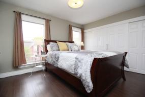 Property listing for 472 King William St., Hamilton, ON