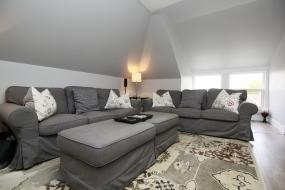 Property listing for 472 King William St., Hamilton, ON