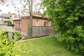 Property listing for 472 King William St., Hamilton, ON