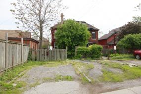 Property listing for 472 King William St., Hamilton, ON
