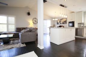 Property listing for 4 Carlson St., Stoney Creek, ON
