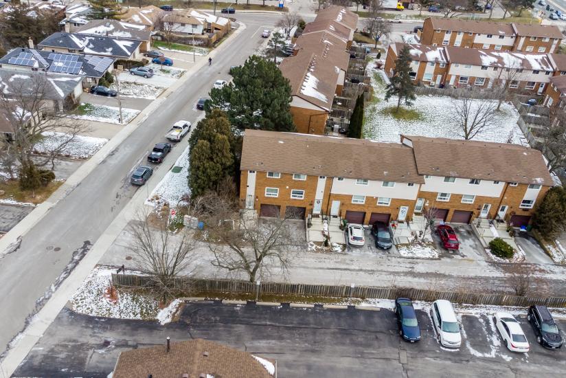 Property listing for #41-170 Lavina Cr., Hamilton, ON