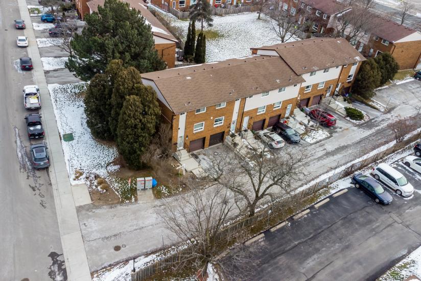 Property listing for #41-170 Lavina Cr., Hamilton, ON