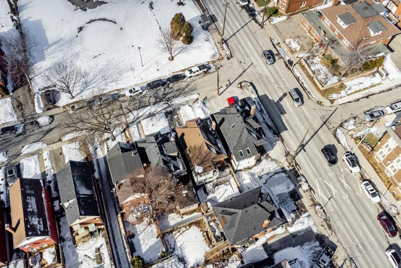 Property listing for 115 Balsam Ave S, Hamilton, ON