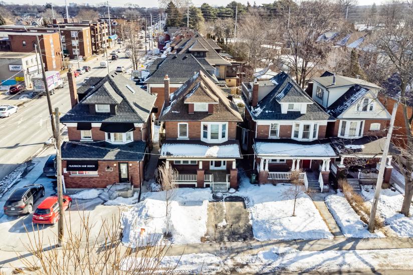 Property listing for 115 Balsam Ave S, Hamilton, ON