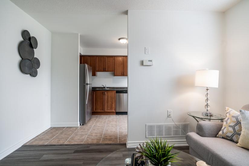 Property listing for #24-39 Pinewoods Dr., Stoney Creek, Ontario