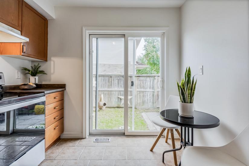 Property listing for #24-39 Pinewoods Dr., Stoney Creek, Ontario