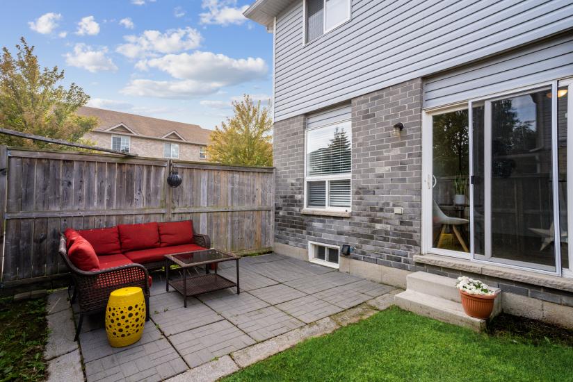 Property listing for #24-39 Pinewoods Dr., Stoney Creek, Ontario